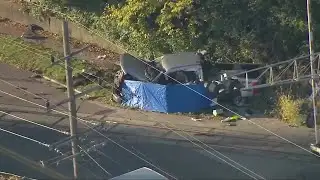 1 killed, 2 injured after train collides with pickup in Elgin