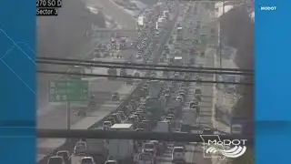 1 person killed in crash on I-270