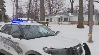 3 people hospitalized after stabbing in west Toledo during 