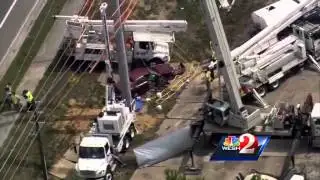 3 utility workers hit, killed by car