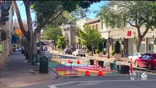 5 days until Christmas: Holiday shoppers go local