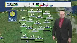 A mostly clear and cool Sunday night ahead