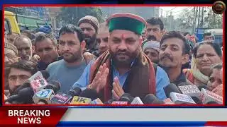 All Daily Wagers Jammu & Kashmir Sangarsh Samiti today held a strong protest