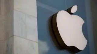 Apple crushes Q3 earnings expectations, announces 4-1 stock split