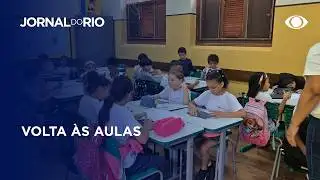 Back to school in the municipal school system.