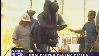 Bear statue donated to cancer center