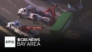 Big rig crash blocks westbound Highway 24 in Oakland