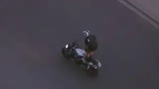 Biker teases cops during high-speed chase