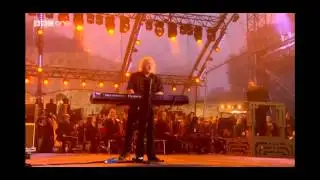 Bill Bailey - BBC News Theme (Live at Edinburgh Castle)