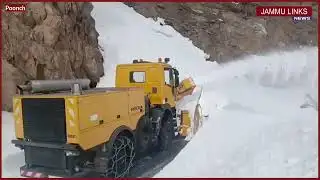 BRO Undertakes Snow Clearance Operations on Mughal Road