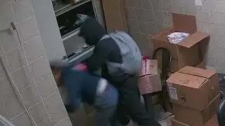 Bronx robbery spree targets cellphone stores