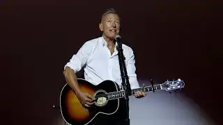 Bruce Springsteen Gives Surprise Performance at Biopic Premiere