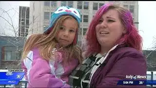 Car crashes into daycare