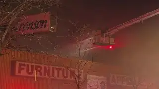 Chicago firefighters battle blaze at abandoned building