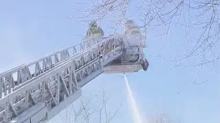 Chicago Firefighters battle extreme cold