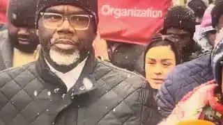 Chicago Mayor Brandon Johnson Joins Protest Marchers