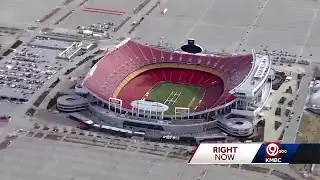 Chiefs, Royals stadium talks: Missouri governor, officials meet