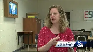 CommUNITY Champion: Teacher breaks down language barriers in classroom