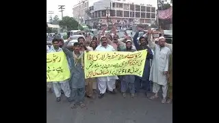Contractors protest against extortion mafia outside press club