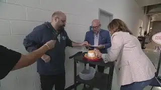 Courtesy Desk: Robin makes special dish for Stagehand Reece after he helps change her tire
