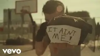 Creedence Clearwater Revival - Fortunate Son