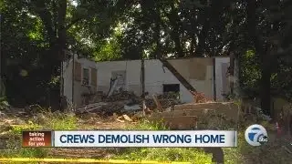 Crews demolish wrong home in Pontiac