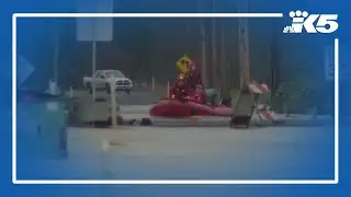 Crews rescue residents in Napavine