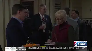 Davenport city administrator finalists meet with community