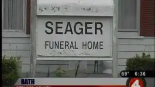 Decomposed body found at funeral home