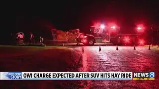 Driver expected to face OWI charge after hitting hayride