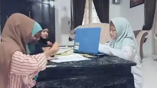 Endang Prehatin - Teaching Practice 1 (News Item Text)