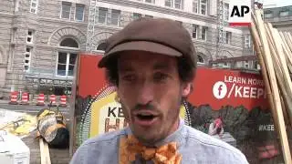 Environmentalists Bring Dead Bees to EPA Office