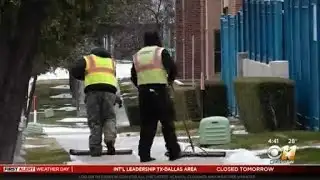 Essential workers in North Texas brave the cold to keep things running