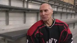 Ex-navy commander still lacing up skates at 80 years old