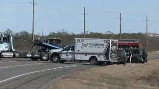 Fatal crash blocks traffic on Gunter highway