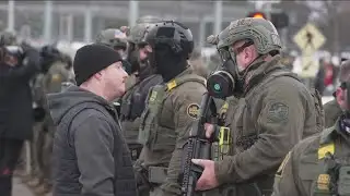 FBI started, then stopped, investigating ICE officer that shot Renee Good