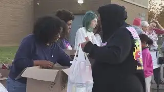 Feed Evansville organizes food share event