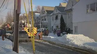 Fire crews battle scene on Ross Ave.