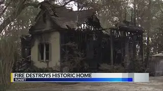 Fire destroys historic home in Sunset