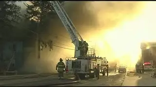 For 2nd time, Springfield firefighters putting out fire on Worcester St.