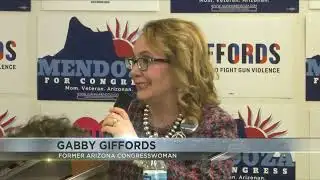 Former congresswoman Gabby Giffords hold roundtable discussion