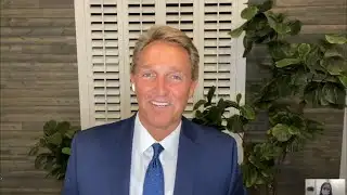 Former Sen. Jeff Flake reacts after censure by the GOP