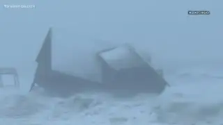 Four more homes collapse on the Outer Banks