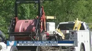Gas line break shuts down Broken Arrow road