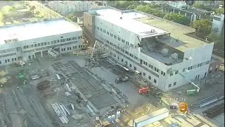 Giant Crane Collapses In Florida, Nearly Hitting Construction Workers