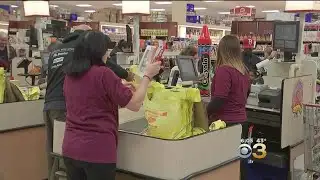 Grocery Stores Packed For Last-Minute Thanksgiving Shopping