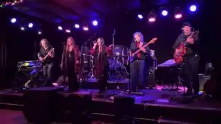 Gypsy Queen-Fleetwood Mac/Second Hand News & Everywhere-The Cave. Dec. 20, 2025