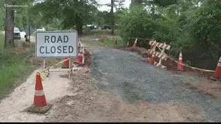 Heavy rain washes away Peach County Road and concerns neighbors