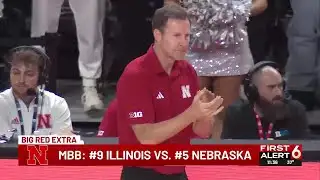Huskers fall in top-10 bout with Illinois