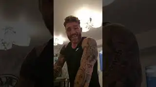 I know where Brett May is 😳 